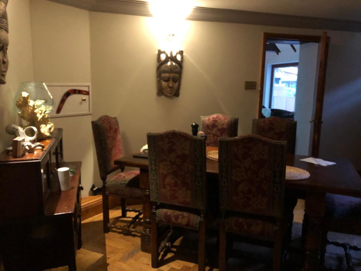 Dormansland South Lodge House المظهر الخارجي الصورة