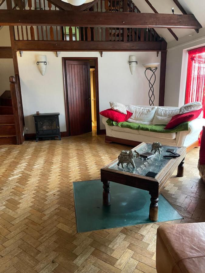 Dormansland South Lodge House المظهر الخارجي الصورة